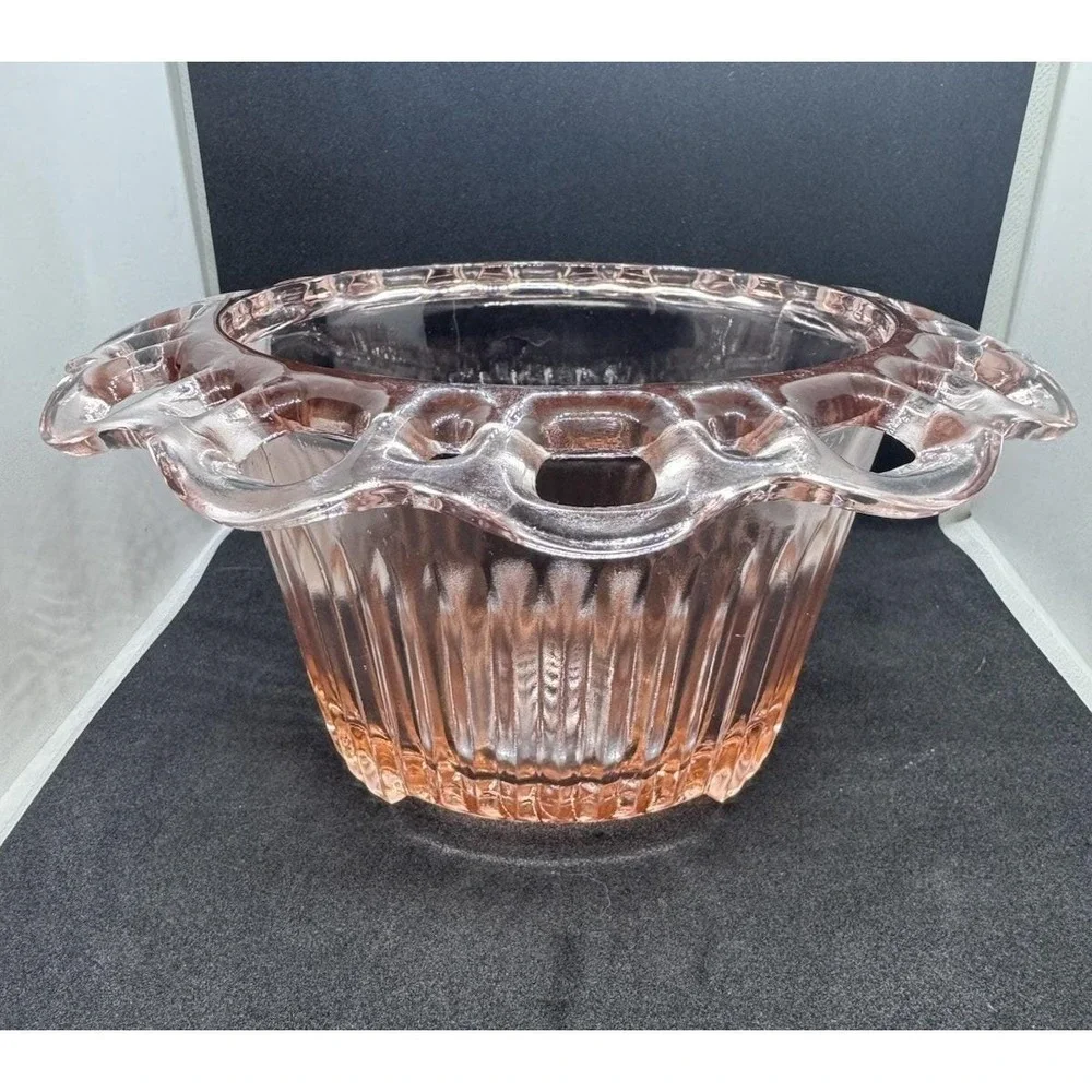 PINK DEPRESSION GLASS Bowl Open Lace Edge / Old Colony VTG 1930's